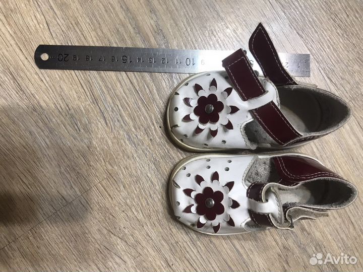 Сандали для девочки