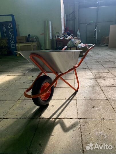 Тачка строительная, Тачка садовая