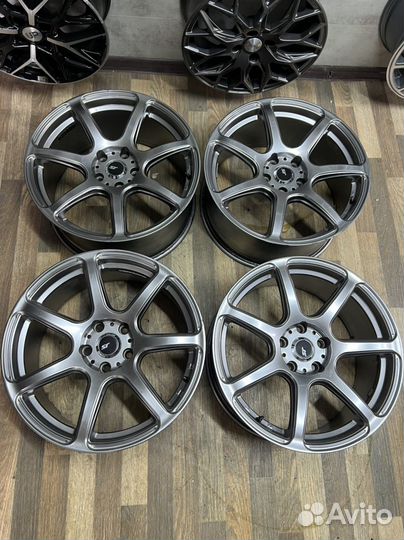 На короллу р16