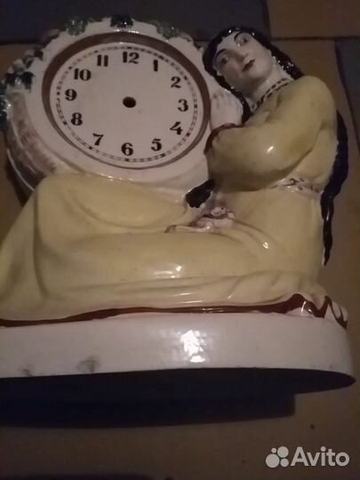 Статуэтка подчасник Узбечка с плодами лфз