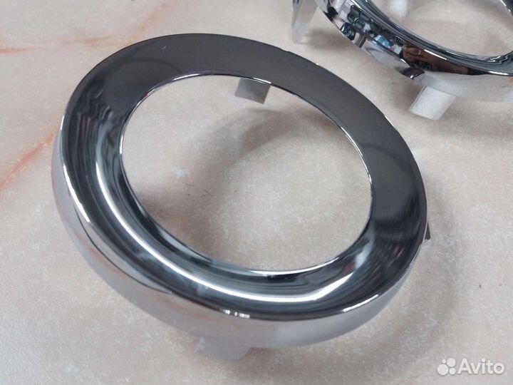 Оправа противотуманки subaru forester