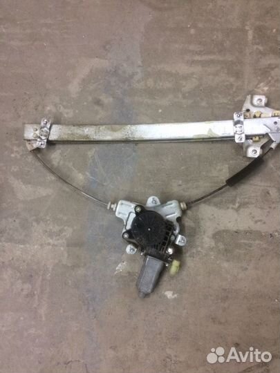 Стеклоподъемник водительский Hyundai Getz