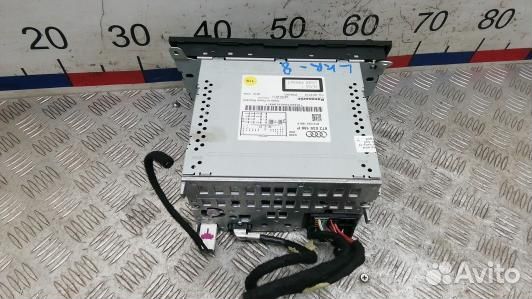 Магнитола audi Q5 (LKR08I401)