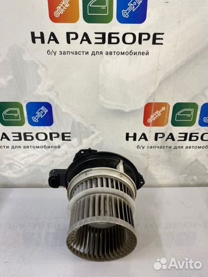 Мотор отопителя (печки) Toyota Camry XV70 2GR-FKS