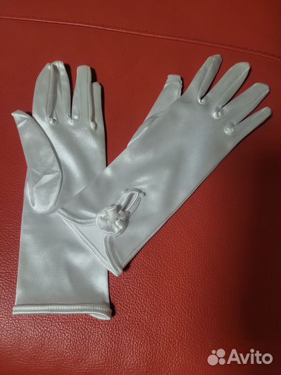 Перчатки белые свадебные