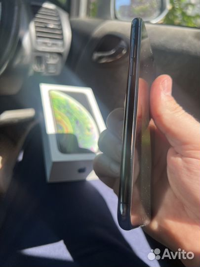 iPhone Xs, 64 ГБ