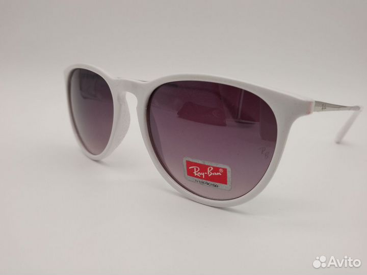 Солнцезащитные очки Ray Ban