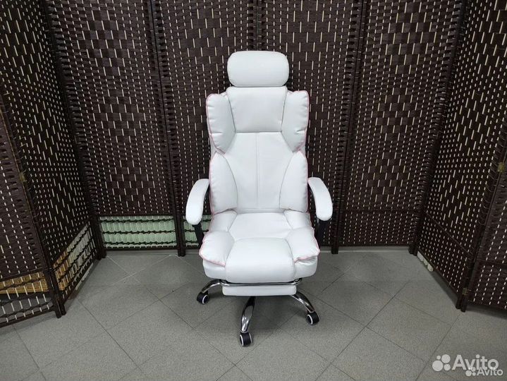 Компьютерное офисное кресло с массажем (новые)