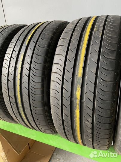 Dunlop SP Sport Maxx 050 235/45 R18