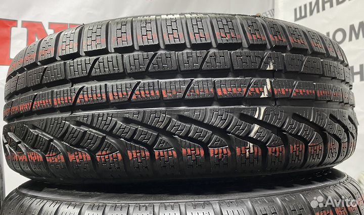 Pirelli Winter Sottozero 210 Serie II 225/60 R17