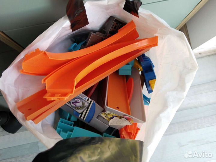 Хотвилс дороги и машинки