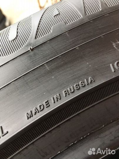 Yokohama Ice Guard Stud IG55 235/55 R18 104T