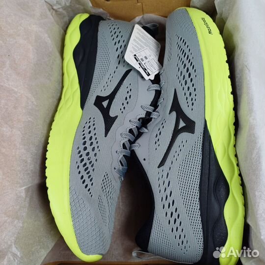 Mizuno Wave Revolt 2 (J1GC2181-11) размер 28,5 см