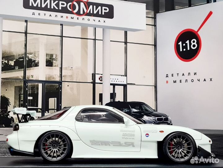 Модель IG 1/18 Mazda RX-7 RE Amemiya