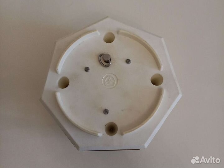 Шкатулка музыкальная пластиковая СССР