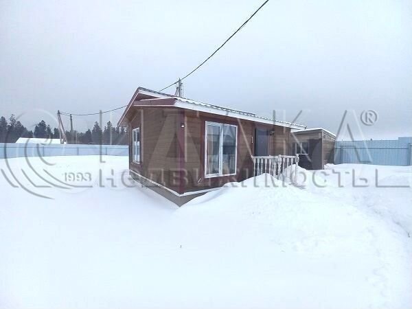 Дом 33,5 м² на участке 6,3 сот.