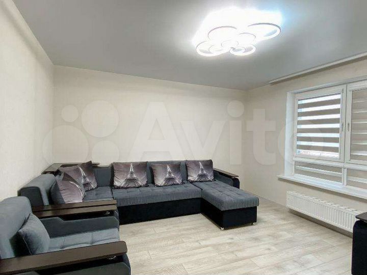 2-к. квартира, 60 м², 2/21 эт.