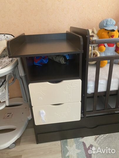 Детская кроватка