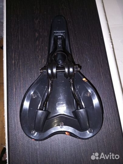 Седло для велосипеда кожаное новое