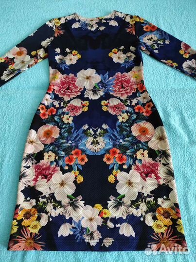 Платье женское. Плотное