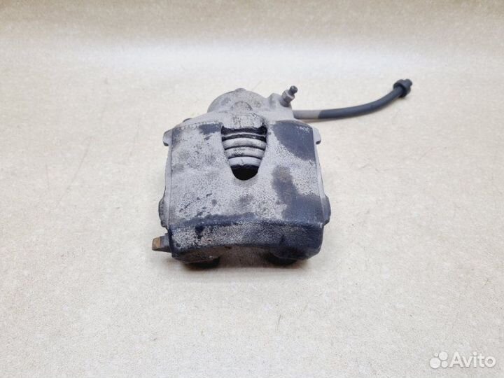 Суппорт передний левый Skoda Octavia A4 1.4 BCA MT