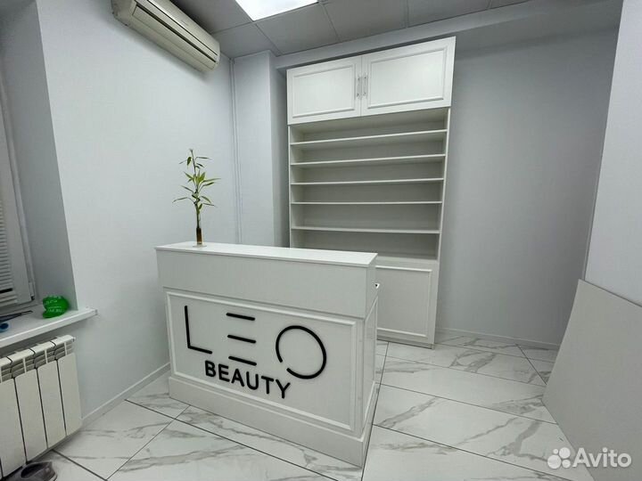 Стойка ресепшн/стойка администратора/ресепшен