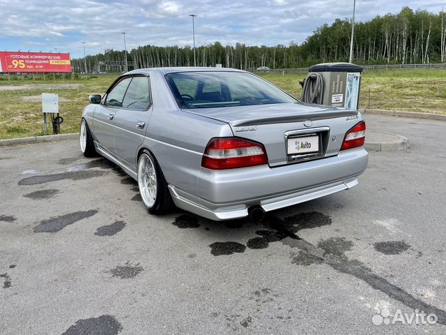 Nissan Laurel 2.5 AT, 2000, 250 000 км