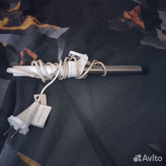 Щипцы для завивки волос