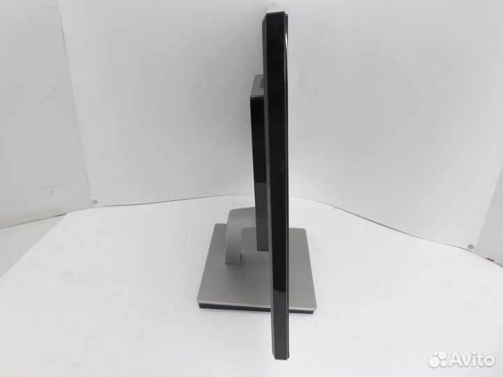 Toнкий Аoc-Ips 24