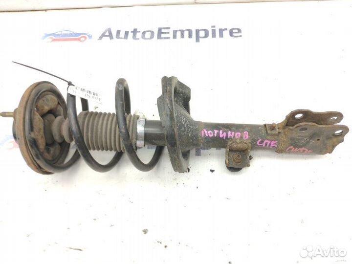 Стойка подвески передняя правая Mitsubishi