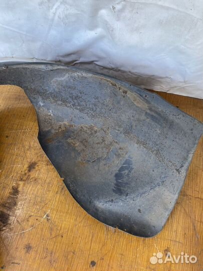 Подкрылок передний левый Логан 1 Logan 2004-2014