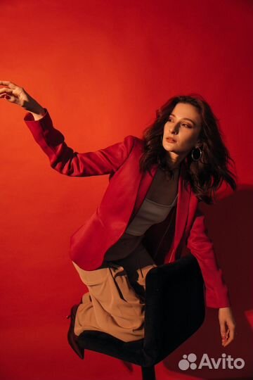 Педагог по актерскому мастерству и сценической реч