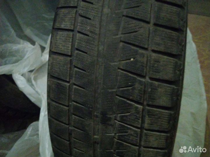 Bridgestone Blizzak Revo1 205/55 R16 91S