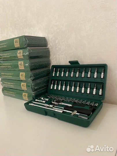 Набор инструментов от 40 до 151 предмет