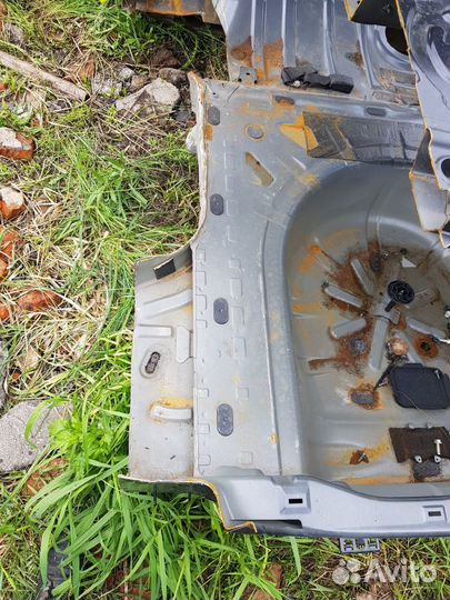 Задняя часть кузова Nissan Almera G15 1.6 k4m