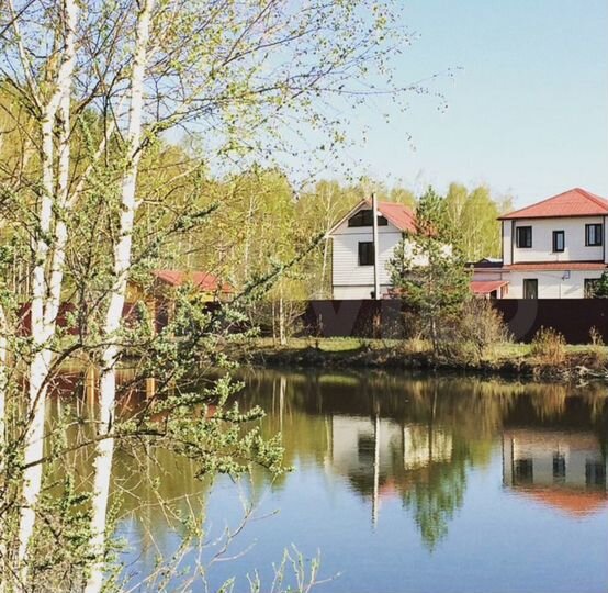 Дом 183 м² на участке 12 сот.