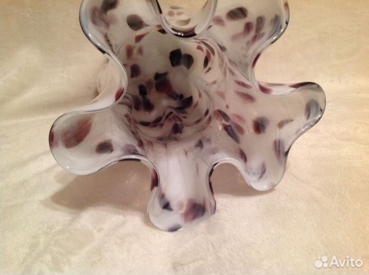 Ваза для цветов, цветное стекло