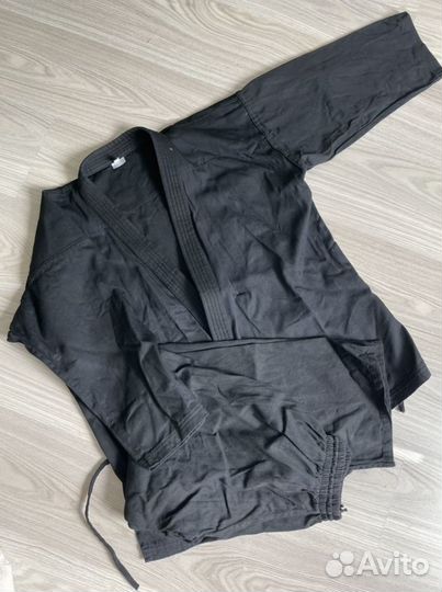 Кимоно чёрное