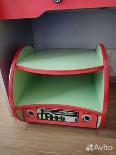 Письменный стол с комодом и тумбой