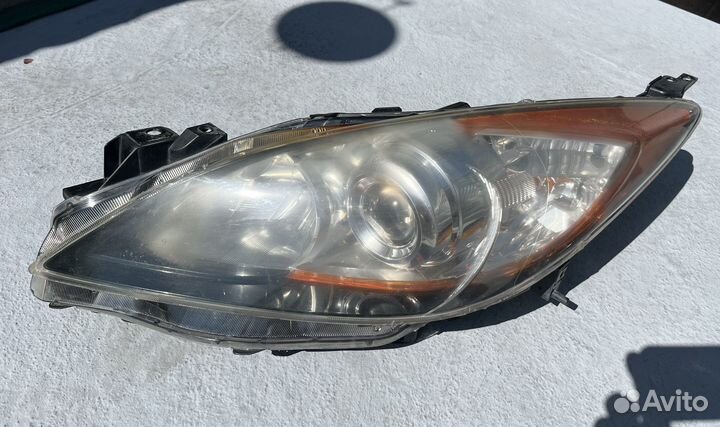 Фара передняя левая Mazda 3 bl оригинал
