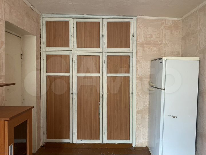 Комната 12 м² в 8-к., 3/9 эт.