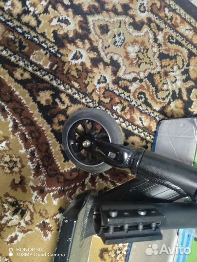 Трюковой самокат