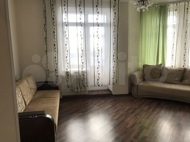 2-к. квартира, 80 м², 9/10 эт.