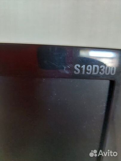 Монитор samsung S19D300NY