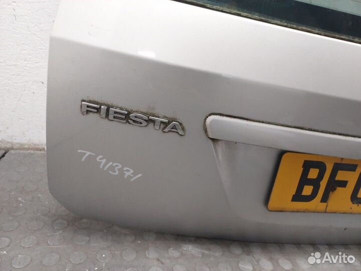 Крышка багажника Ford Fiesta, 2004