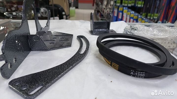 Кронштейн переноса генератора Ваз-21213- к-т без г