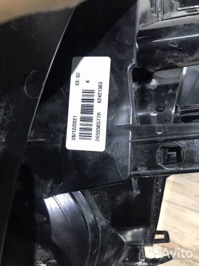 Фонарь левый Renault Sandero 2