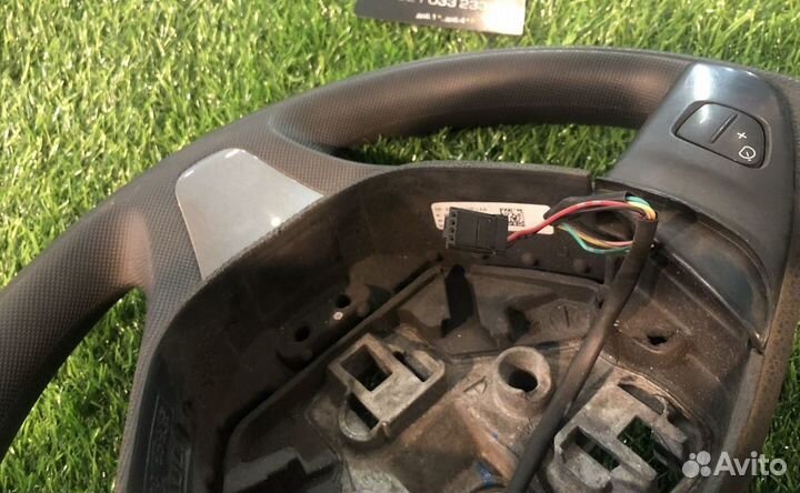 В наличии рулевое колесо без airbag на Renault