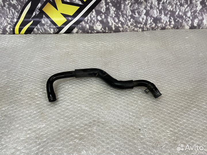 Патрубок вентиляции картерных газов Emgrand EC-7