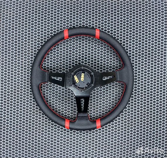 Спортивный руль momo Красный вылет Drifting